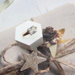 14K GOLD RING/ INEL AUR 14K R0391